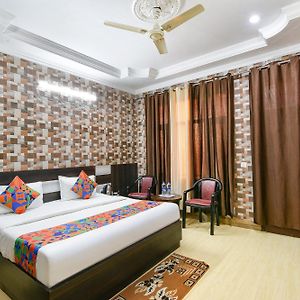 Fabhotel Sn Resort